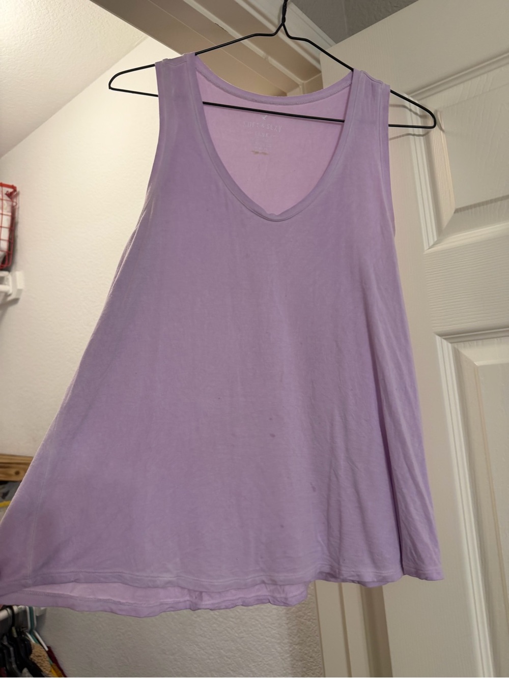 American Eagle Outfitters Lavender V-Neck Swing Tank